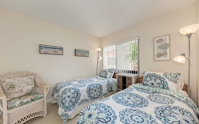 photo 2 of Midnight Cove Ii 531f - Bayside Beauty! 2 Bedroom Condo