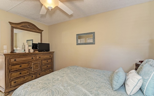 photo 2 of Midnight Cove Ii 820f - Updated Bayside Rental! 2 Bedroom Condo