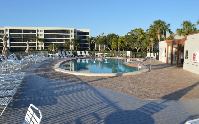 photo 4 of Midnight Cove Ii 833f - Marina View! 2 Bedroom Condo