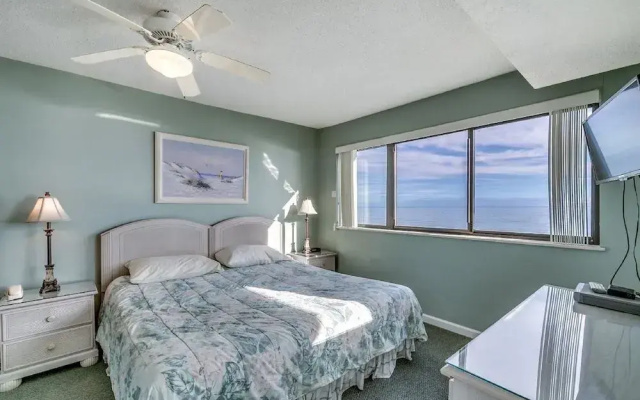 photo 2 of Ocean Bay Club - 506A by RedAwning