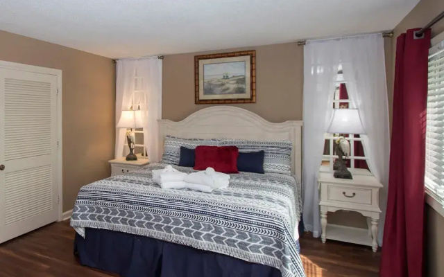 photo 2 of Ocean Club Villas #WOC018