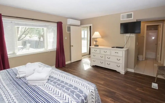 photo 4 of Ocean Club Villas #WOC018