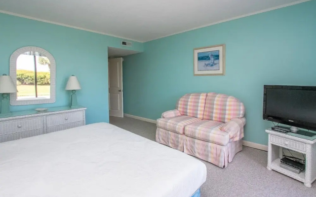 photo 2 of Ocean Club Villas #WOC041