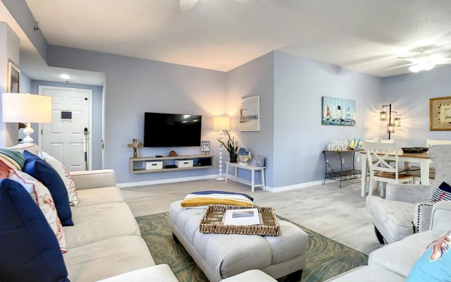 photo 4 of Oceanwalk Jr Penthouse Across From Pool Tennis Shuffleboard Walk to Beach Ow7 207