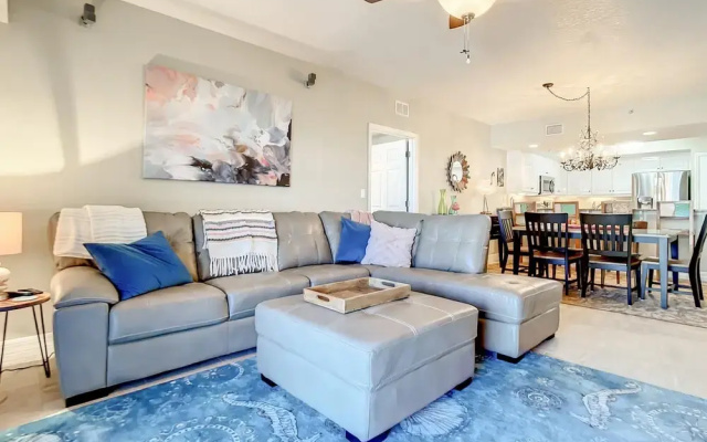 photo 2 of Oceanwalk Jr Penthouse Close to Pool Beach Access Ow14 604