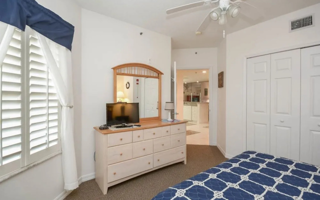 photo 4 of OW6-204 Ocean Walk by RedAwning