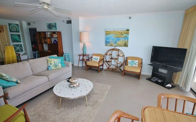 photo 3 of Shorehom by the Sea 51 Apartment 2