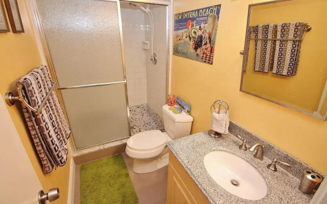 photo 5 of Shorehom by the Sea 51 Apartment 2