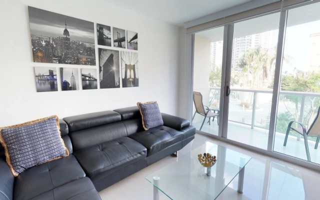 photo 4 of Sunny Isles Three-bedroom