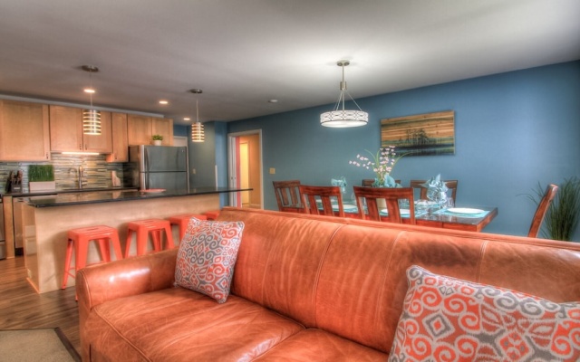 photo 5 of The Big Family Killington Suite: 10 Ppl, Fireplace, Ski Shuttle