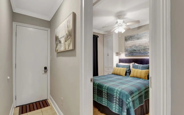 photo 2 of The Breakers Oceanfront 1 Bedroom Villas