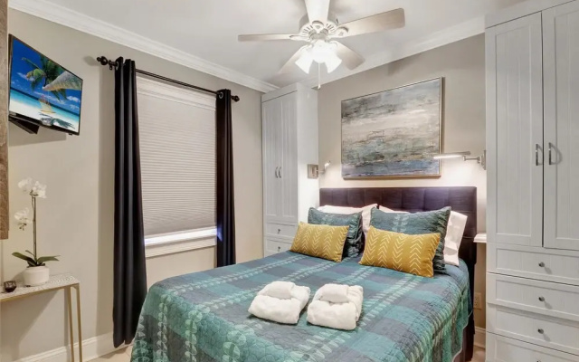 photo 3 of The Breakers Oceanfront 1 Bedroom Villas