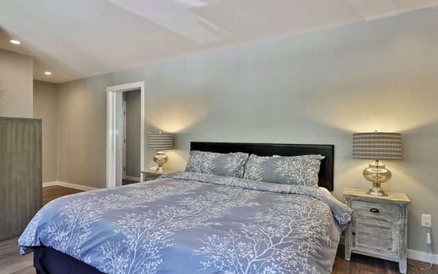 photo 4 of The Brit Suite at Killington: Sleeps 10, Newly Remodeled