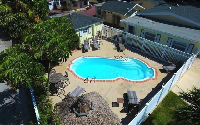 photo 5 of The Cottages at Madeira Beach/seahorse