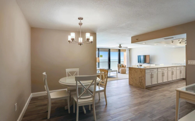 photo 5 of Trillium 4C Beach Front With Private Balcony/updated/pool!