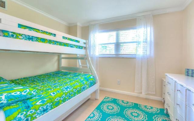 photo 5 of Tropic Terrace #40 - Beachfront Rental 2 Bedroom Condo by Redawning