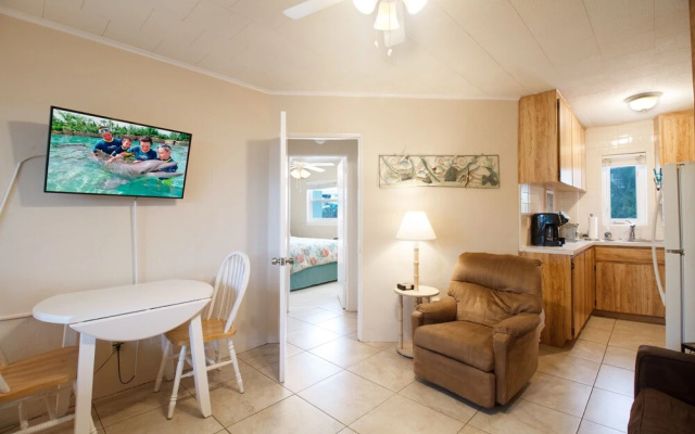 photo 3 of Tropic Terrace #41 - Beachfront Rental 2 Bedroom Apts by Redawning