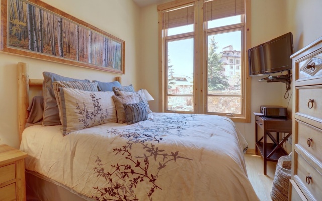 photo 4 of First Floor Condo, Outstanding Location - TX106 by Redawning