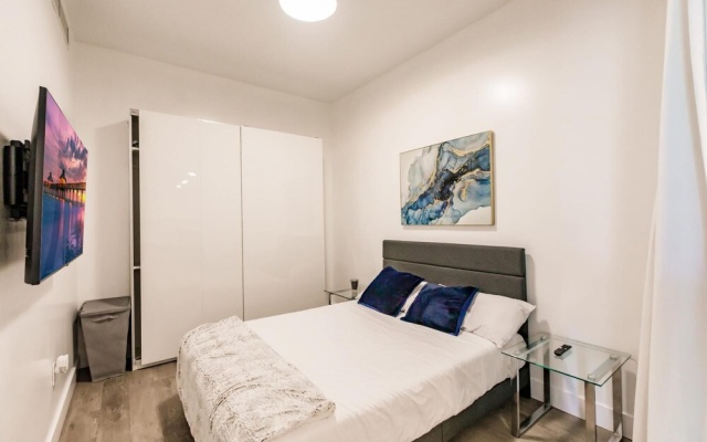 photo 3 of Upscale Modern 2B Condo on the Beach