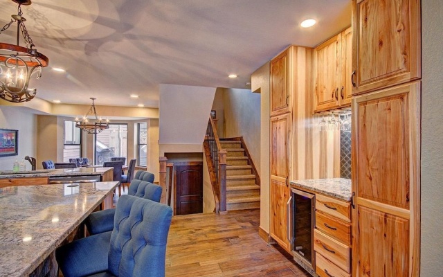 photo 4 of Village Point 109 by RedAwning