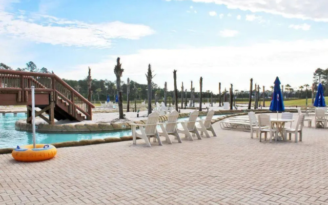 photo 2 of Wharf 411 - 1 Br condo